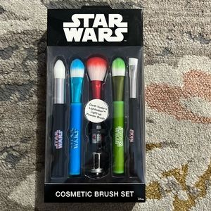 Star Wars cosmetic brush set